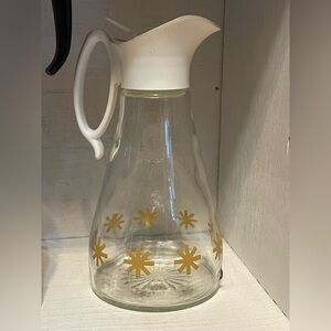 Vintage Log Cabin Syrup MCM Starburst syrup dispenser.